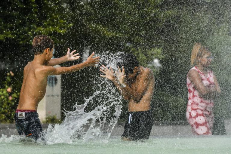 TEMPERATURAS ESTIVERAM HOJE ACIMA DE 40 GRAUS EM QUASE DOIS TERÇOS DO PAÍS