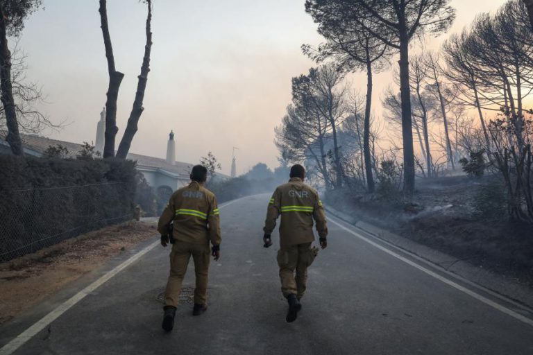 TRÊS DOS GNR FERIDOS NO INCÊNDIO DE MOURÃO COM FERIMENTOS GRAVES – INEM