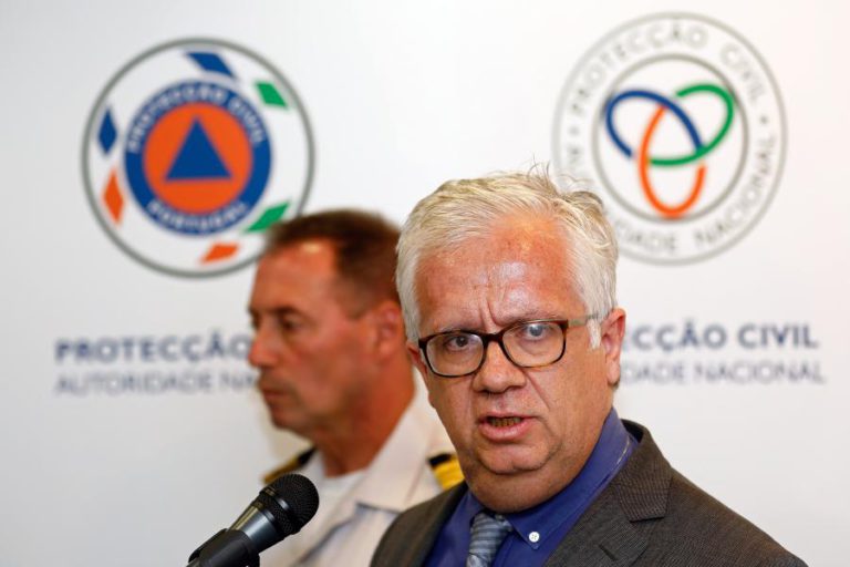 COORDENAÇÃO DO FOGO DE MONCHIQUE PASSA PARA COMANDANTE NACIONAL