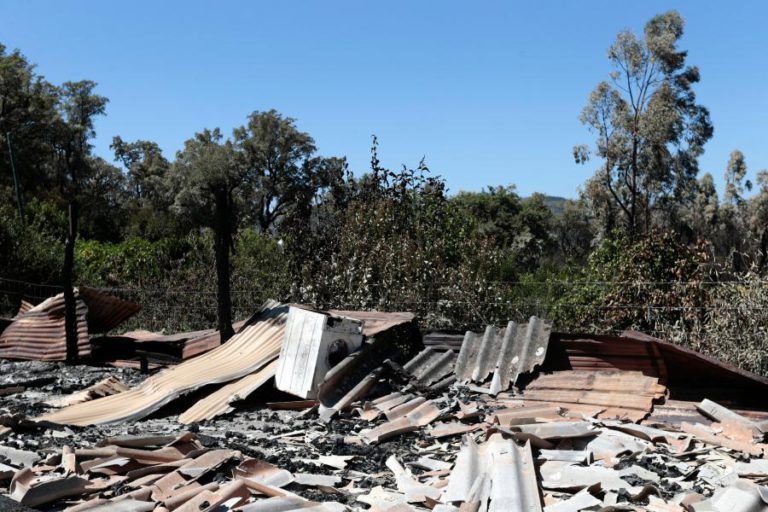 PELO MENOS 17 CASAS DE PRIMEIRA HABITAÇÃO DESTRUÍDAS APÓS O INCÊNDIO DE MONCHIQUE