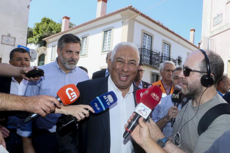 PM ADMITE QUE PODE TER HAVIDO EXCESSOS DAS AUTORIDADES A EVACUAR ZONAS AFETADAS PELO INCÊNDIO DE MONCHIQUE