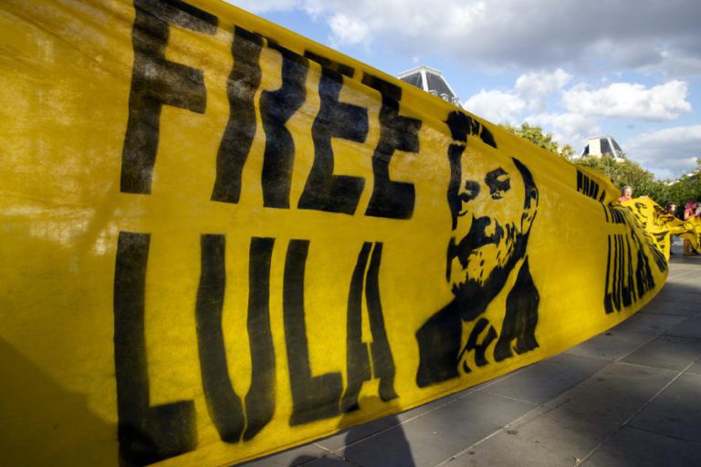 TRIBUNAL JULGA HOJE LEGALIDADE DA CANDIDATURA DE LULA DA SILVA NAS PRESIDENCIAIS DO BRASIL