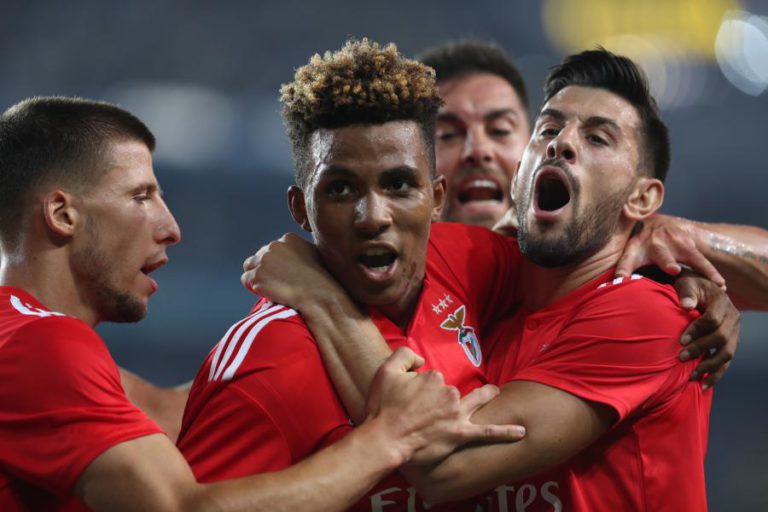 BENFICA EMPATA NA TURQUIA E SEGUE PARA O ‘PLAY-OFF’ DA LIGA DOS CAMPEÕES
