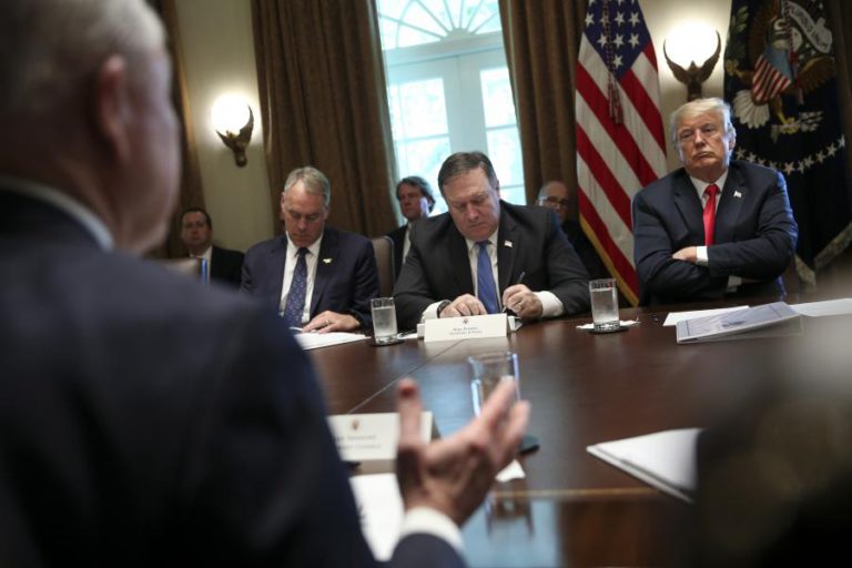 CHINA ACUSA TRUMP DE DECLARAÇÕES “IRRESPONSÁVEIS” CONTRA PEQUIM