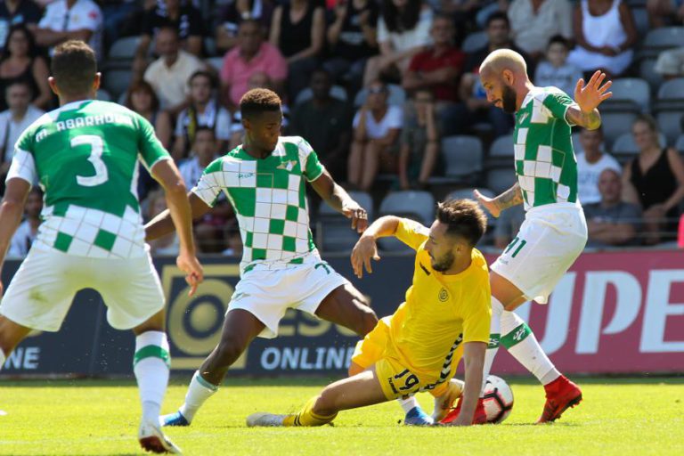 MOREIRENSE VENCE EM CASA DO NACIONAL E SOMA PRIMEIRO TRIUNFO NA I LIGA