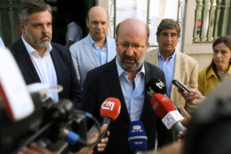 RECUPERAÇÃO DAS 32 CASAS AFETADAS PELO FOGO DE MONCHIQUE RONDA OS 2ME – MINISTRO