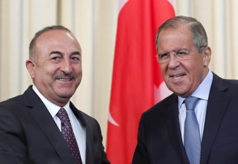 TURQUIA ALERTA RÚSSIA CONTRA “CATÁSTROFE” EM IDLEB EM CASO DE “SOLUÇÃO MILITAR”