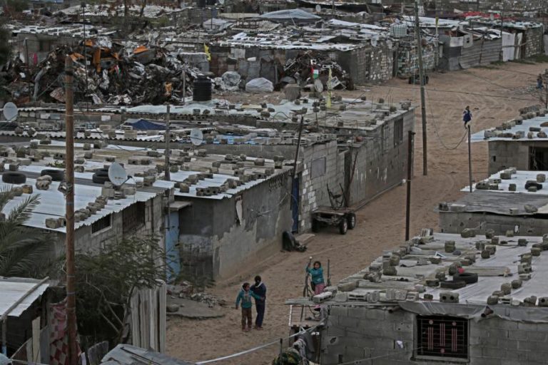 PALESTINA CHAMA MEDIDA “ANTI-PAZ” O CANCELAMENTO DE AJUDA FINANCEIRA DOS EUA
