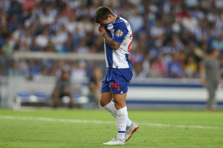 VITÓRIA DE GUIMARÃES VIRA RESULTADO E VENCE FC PORTO NO DRAGÃO