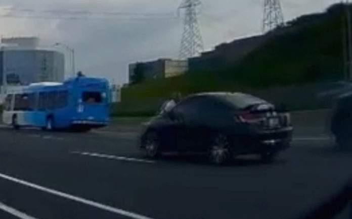 Foto: James Wattie/Twitter