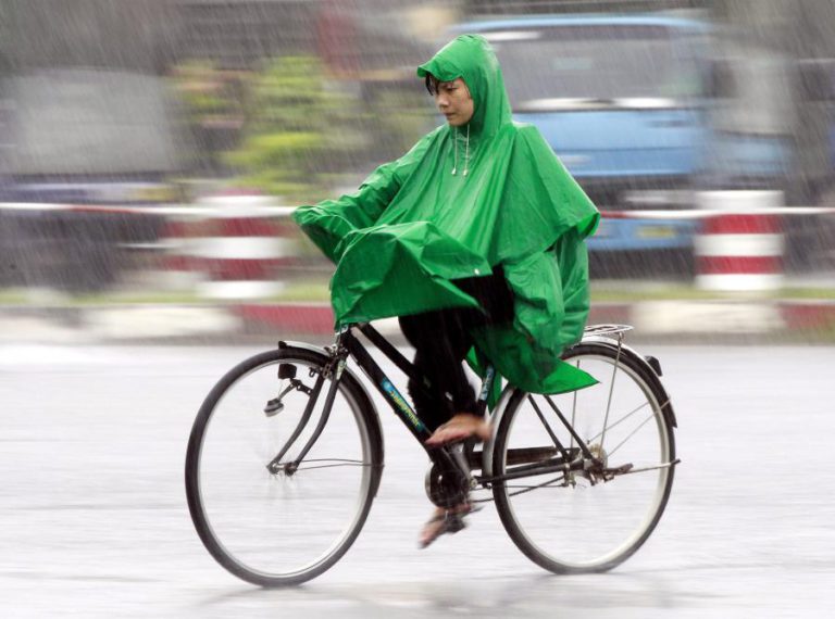 MACAU PREPARA-SE PARA IMPACTO DO SUPER TUFÃO MANGKHUT