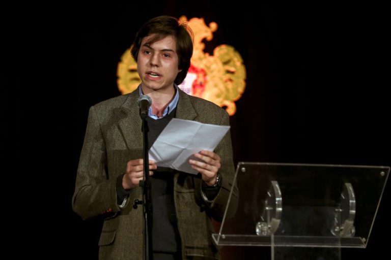 ROMANCE DE AFONSO REIS CABRAL CONTA A HISTÓRIA DA MORTE DA TRANSEXUAL GISBERTA