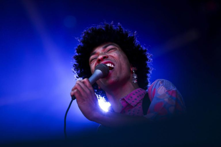 “TRICICLO” LEVA TRÊS TRISTES TIGRES, BOOGARINS E NORBERTO LOBO A BARCELOS
