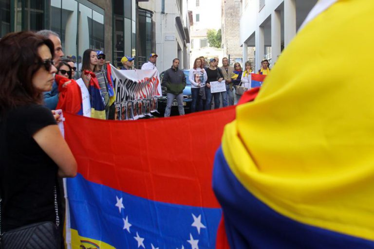 PROCESSO DE NACIONALIZAÇÃO DE EMIGRANTES DA VENEZUELA AINDA COM DIFICULDADES – PSD/MADEIRA