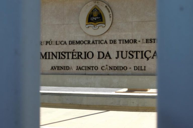 AGENTES JUDICIAIS E POLÍCIAS TIMORENSES RECEBEM FORMAÇÃO PARA COMBATER CORRUPÇÃO
