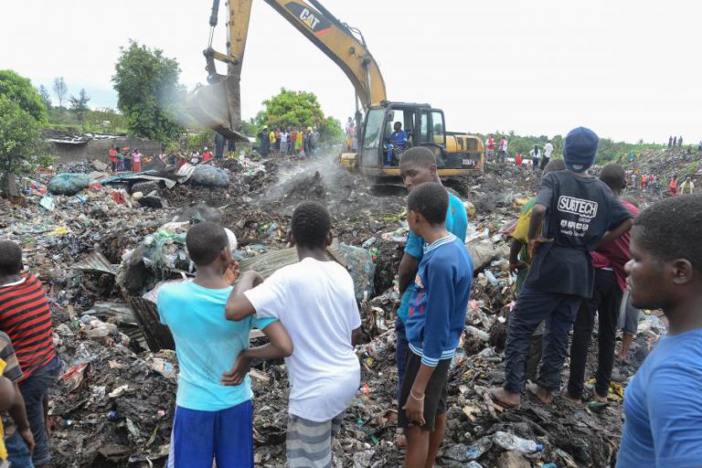 MAPUTO INVESTE 1,5 ME EM MÁQUINAS PARA LIXEIRA ONDE MORRERAM 16 PESSOAS
