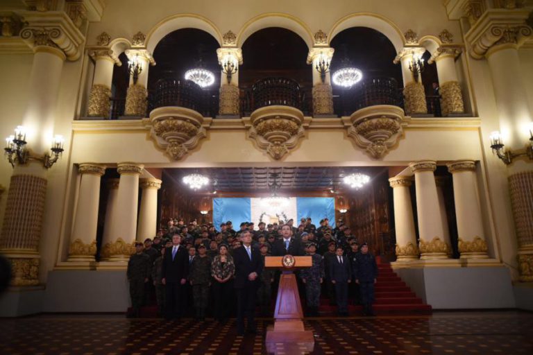 PRESIDENTE DA GUATEMALA ACABA COM MISSÃO DA ONU CONTRA A IMPUNIDADE NO PAÍS