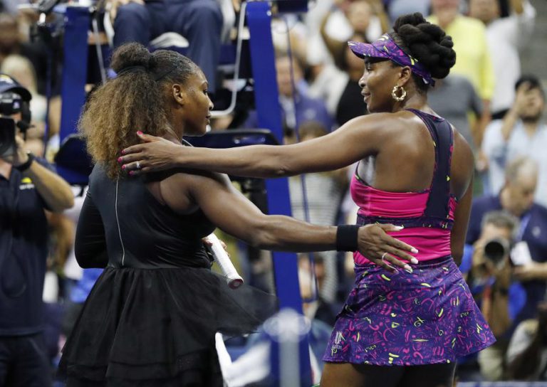 SERENA ‘ARRASA’ IRMÃ E SEGUE PARA OS OITAVOS DO US OPEN COM DEL POTRO