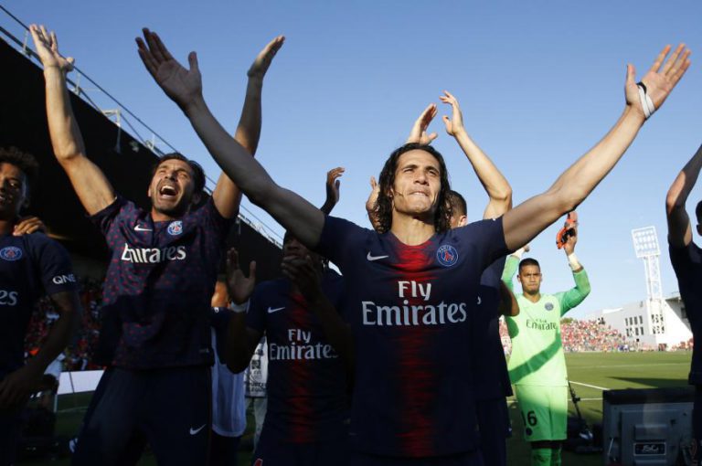 PSG APANHA SUSTO EM NIMES, MAS VENCE POR 4-2 E VÊ MBAPPÉ EXPULSO NOS DESCONTOS