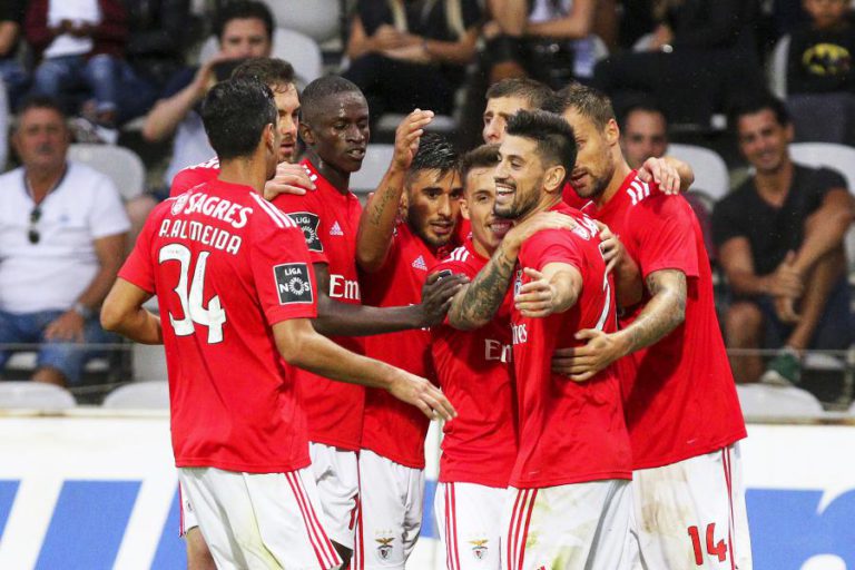 BENFICA GOLEIA NACIONAL NA MADEIRA E ASSUME LIDERANÇA