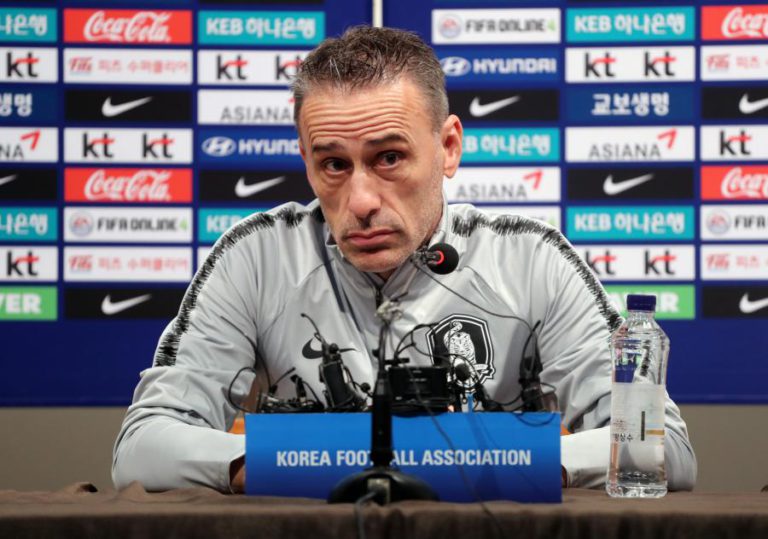PAULO BENTO ESTREIA-SE COM VITÓRIA NO COMANDO TÉCNICO DA COREIA DO SUL