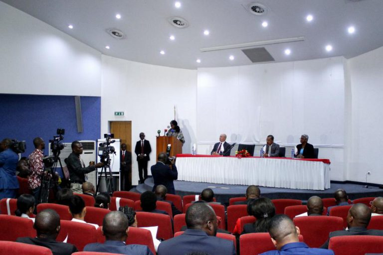 MAIS DE 100 AUDITORES DE JUSTIÇA ANGOLANOS EM FORMAÇÃO PARA SUPRIR CARÊNCIA DE MAGISTRADOS