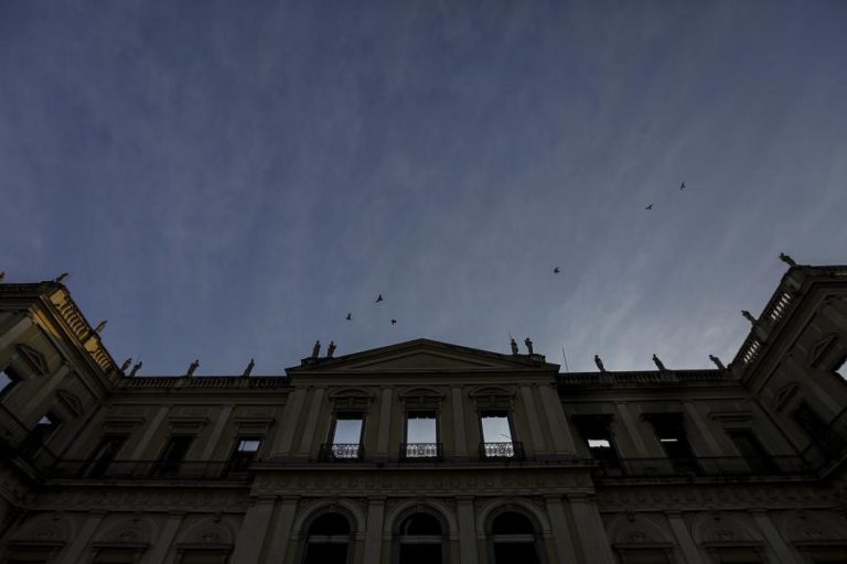 AROUCA CONSEGUE DOAÇÕES DE REDE DA UNESCO PARA MUSEU NACIONAL NO RIO DE JANEIRO