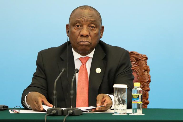 PRESIDENTE SUL-AFRICANO ANUNCIA CRIAÇÃO DE CENTROS DE PESQUISA E DESENVOLVIMENTO