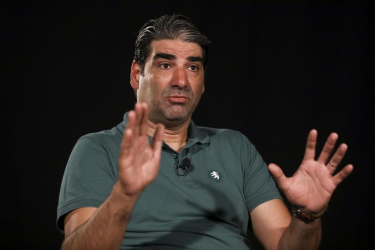 RUI JORGE REGO QUER PRESIDENTE FORA DO TERRENO E BOAS RELAÇÕES COM RIVAIS