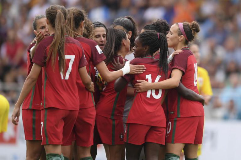 SELEÇÃO PORTUGUESA DE FUTEBOL FEMININO TERMINA APURAMENTO COM GOLEADA À ROMÉNIA