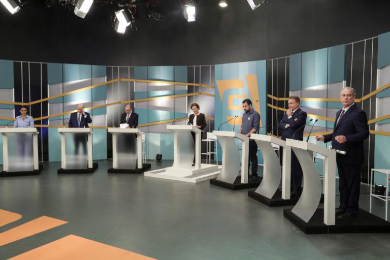 CORRUPÇÃO E VIOLÊNCIA DOMINAM TERCEIRO DEBATE DE CANDIDATOS À PRESIDÊNCIA DO BRASIL