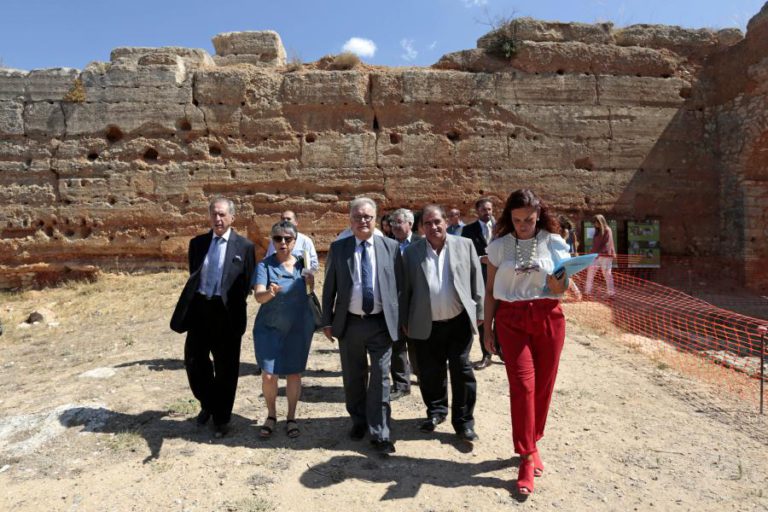 MINISTRO DA CULTURA DIZ QUE É O MOMENTO DE O ALGARVE INVESTIR NO PATRIMÓNIO HISTÓRICO