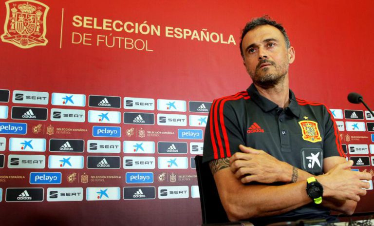 SELECIONADOR ESPANHOL DIZ QUE MESSI É O MELHOR FUTEBOLISTA DO MUNDO