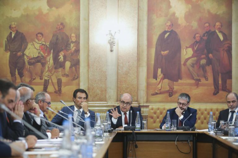 PSD ADMITE CHAMAR ANTÓNIO COSTA AO PARLAMENTO POR CAUSA DO CASO DE TANCOS