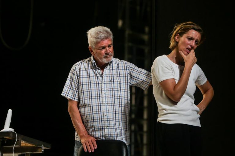 PASCAL RAMBERT  ESCREVEU PARA ATORES PORTUGUESES NA PEÇA “TEATRO”