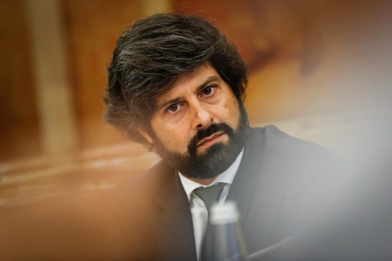 RICARDO FERREIRA CONSIDERA “NATURAL” SAIR DO GOVERNO E IR PARA EDP