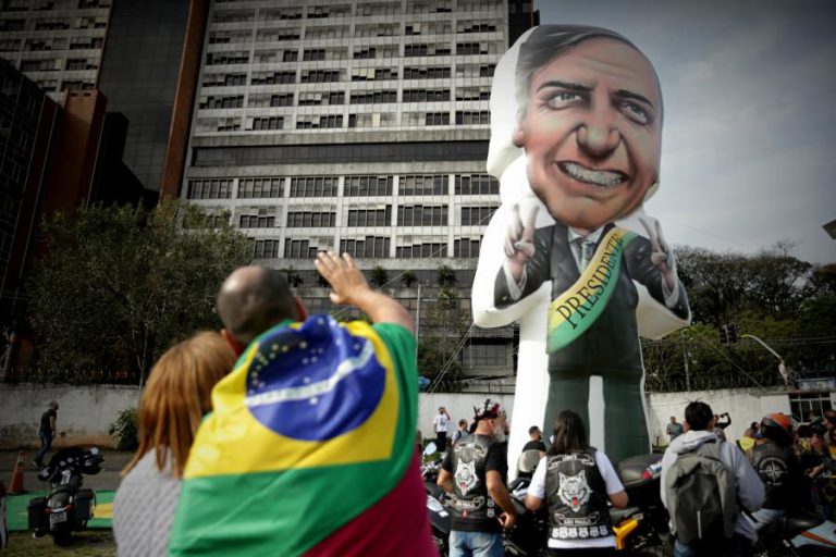 JAIR BOLSONARO DIZ QUE DEIXARÁ O HOSPITAL ATÉ FINAL DO MÊS