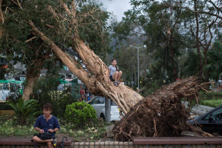 AUTORIDADES DE MACAU SUSPENDEM TODOS OS ALERTAS DE TEMPESTADE TROPICAL