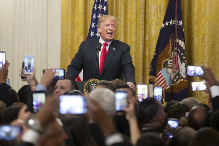 DONALD TRUMP ACUSA CHINA DE TENTAR INFLUENCIAR ELEIÇÕES NORTE-AMERICANAS