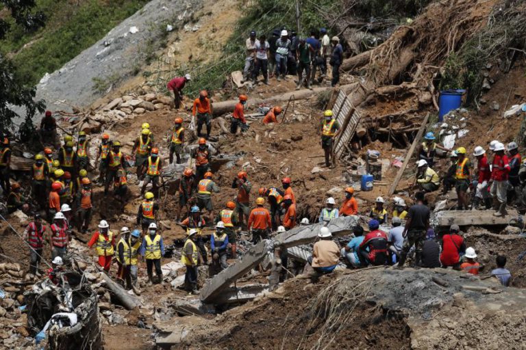 TUFÃO MANGKHUT DEIXA PELO MENOS 81 MORTOS E 70 DESAPARECIDOS NAS FILIPINAS