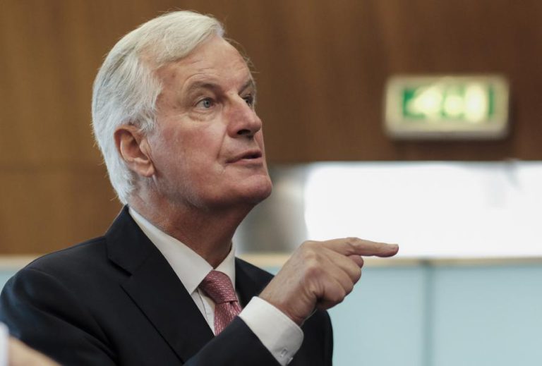 MICHEL BARNIER AFASTA CANDIDATURA À PRESIDÊNCIA DA COMISSÃO EUROPEIA