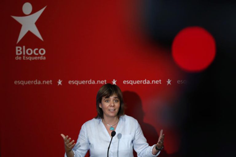 BLOCO DESAFIA PS A ESCOLHER ENTRE ESQUERDA E DIREITA NA LEI DE BASES DA SAÚDE