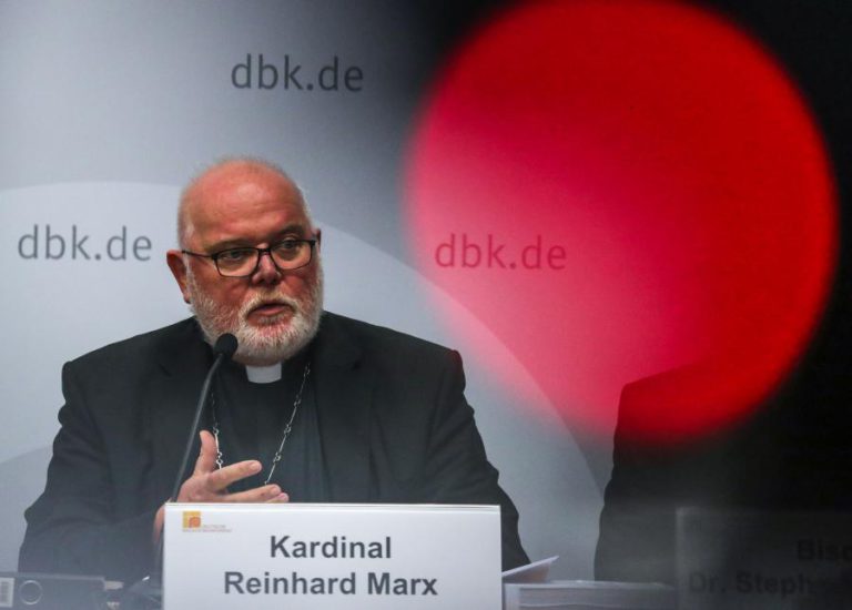 IGREJA CATÓLICA ALEMÃ PEDE DESCULPA POR ABUSOS A MILHARES DE CRIANÇAS DURANTE DÉCADAS