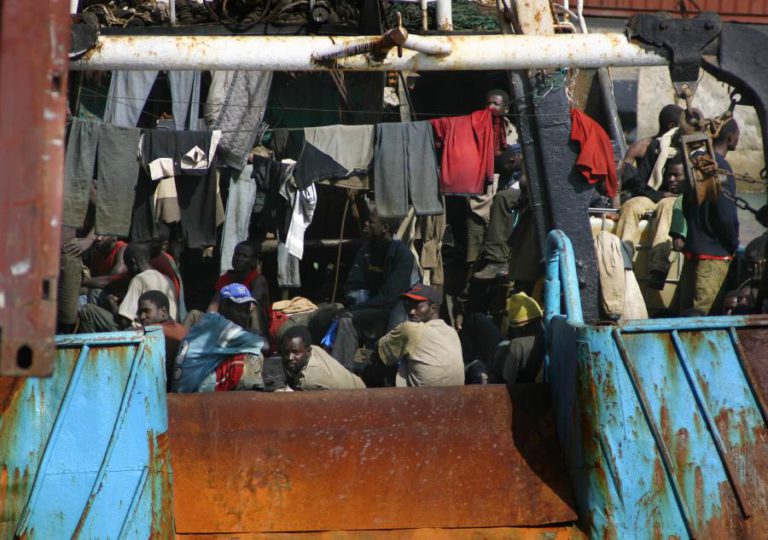 MILITARES DA GNR RESGATAM 67 MIGRANTES NA GRÉCIA