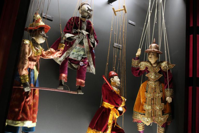 MARIONETAS DE CINCO PAÍSES EM FESTIVAL NA CIDADE DE ALCOBAÇA