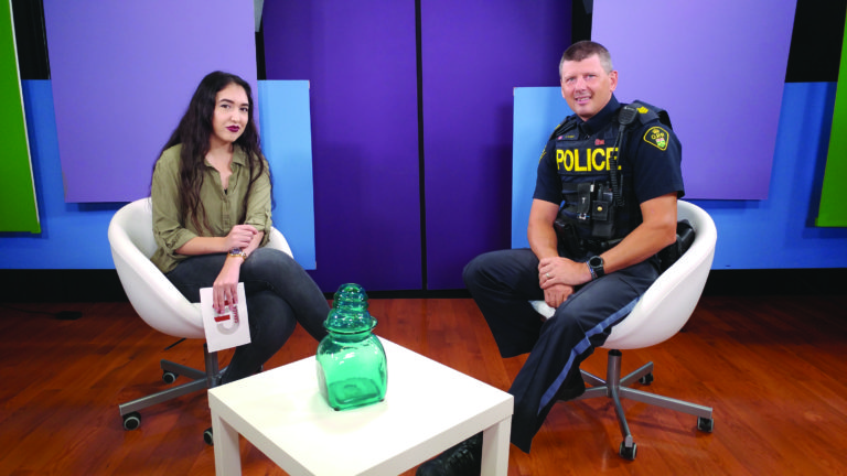 Jennifer Ferreira e Kerry Schmidt