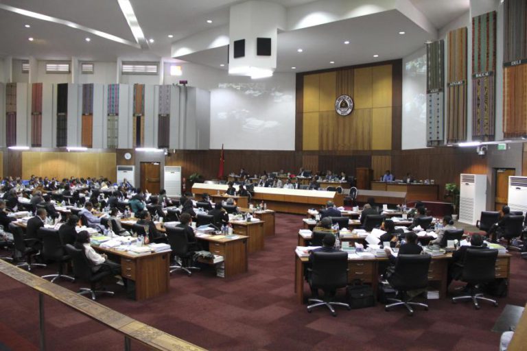 PARLAMENTO TIMORENSE CORTA 6% DO ORÇAMENTO PREVISTO PARA 2019