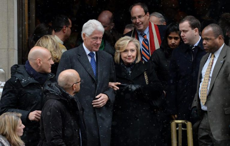 ENGENHO EXPLOSIVO ENCONTRADO NA CASA DE NOVA IORQUE DOS CLINTONS