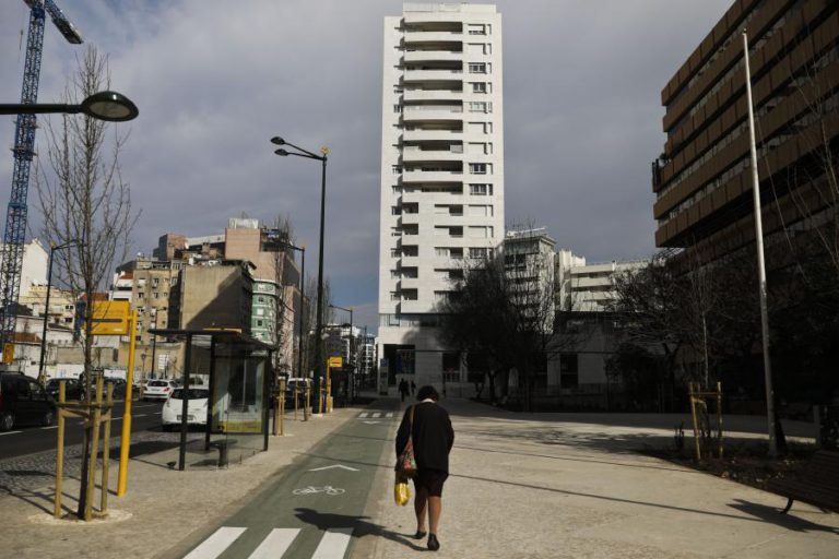 ACAPO ALERTA PARA O PERIGO DAS CICLOVAS PARA AS PESSOAS CEGAS