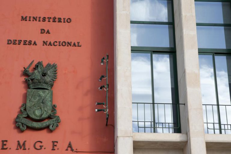 MINISTÉRIO DA DEFESA CONFIRMA QUE MAJOR VASCO BRAZÃO ERA FIADOR DE CASA SUBALUGADA ILEGALMENTE A TURISTAS